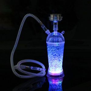 Cachimba portátil al por mayor para coche, mini pipa de acrílico con manguera en espiral y cuentas de gel azules, ideal para viajes y regalos. - Product Image 2