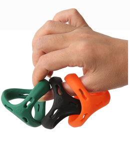 Anillo peniano de tres orificios TPE Egg-Fixing para retención escrotal de larga duración y control del tiempo de retardo - Product Image 6