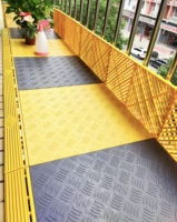 Dalles de sol de garage intérieures en PP massif au design moderne, résistantes à l'eau, écologiques, pour le lavage de voitures et la couverture de garage