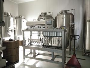 बियर भरने की मशीन कीमत Tonsen 350ML 500ML बोतल के डिब्बे भरने उपकरण पूर्ण स्वचालित - Product Image 4