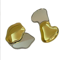 Petit miroir, miroir de maquillage portable en forme de cœur, miroir miniature simple et minimaliste