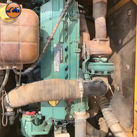 Excavatrice de grande taille Volvo Ec250 d'occasion, d'origine suédoise, 27 tonnes, 90% neuve, faible nombre d'heures, diesel, sur chenilles, hydraulique, certifiée CE, à vendre