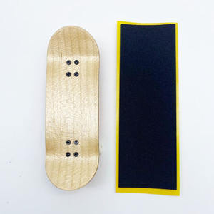 Nastro Antiscivolo per Fingerboard 38mmX110mm, Grip Tape in Schiuma per Skateboard da Dito - Product Image 6