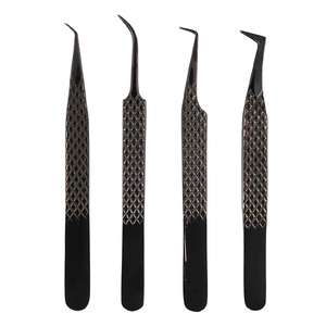 Ensemble de 4 pinces à cils avec poignée diamantée en acier inoxydable, revêtement noir, kit professionnel personnalisable pour extensions de cils - Product Image 1