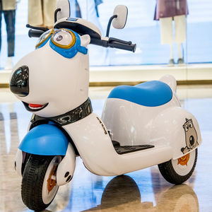 Motocicleta Infantil de Tres Ruedas Más Vendida, Juguete Genial para Montar con Batería, de 5 a 7 Años, Velocidad de <span class=keywords><strong>3</strong></span>-5 Km/h, Unisex - Product Image 2