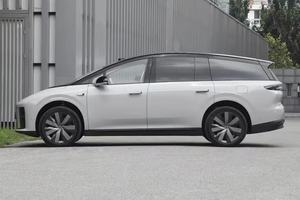 Li <span class=keywords><strong>Auto</strong></span> I8 <span class=keywords><strong>Premium</strong></span> Nuovo SUV Elettrico a 6 Posti Automatico Interni Scuri 400kW Doppio Motore AWD Autonomia 720km CLTC Ricarica Ultra-Rapida 5C - Product Image 4