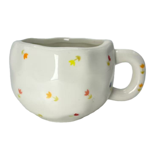 Tasse en céramique créative de style japonais, motif pétale, 8 oz, peinte à la main, design irrégulier, compatible lave-vaisselle et micro-ondes, pour le thé de l'après-midi - Product Image 5