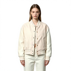 Veste universitaire personnalisée pour femme en mélange de laine, manches en similicuir blanc, broderie de lettres en chenille, style streetwear, veste Letterman - Product Image 1