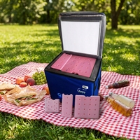Glacière isotherme en nylon avec motif lettres, alliant performance thermique de type glacière rigide et design portable léger