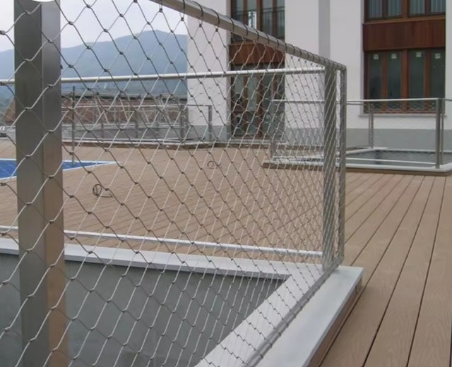 Wholesale Fall Protection Safety Nets for Industrial Rooftops and Walkways Stainless Steel Braided Rope Mesh Easy to Install