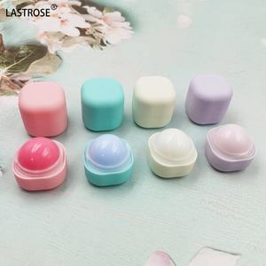 Private Label Großhandel 4 Geschmacksrichtungen Lippenpflege-Balsam Natürlicher Wasserfester Mineral-Creme Feuchtigkeitsspendender Lippenstift-Ball - Product Image 4