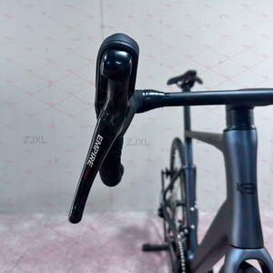 Bicicleta de <span class=keywords><strong>Carretera</strong></span> de Fibra de Carbono Aero 700CShi Mano DI2 con Frenos de Disco Hidráulicos, Venta Directa de Fábrica KOZO, OEM - Product Image 5