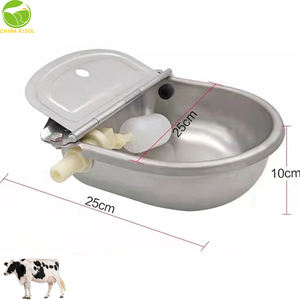 Bon marché équipement d'alimentation en eau pour animaux buveurs de chevaux outil automatique bovin <span class=keywords><strong>vache</strong></span> boule flottante bol d'eau potable avec trou - Product Image 1