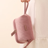 Sac de maquillage portable imperméable à deux couches durable avec fermeture à boucle et crochet en flanelle, organiseur de douche, pochette de voyage, sac de cosmétiques pour femmes