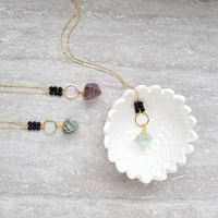 Collier pendentif en cristal de fluorite naturelle brute, diffuseur d'aromathérapie en pierre de lave, bijoux pour femmes, cadeau pour soulager l'anxiété