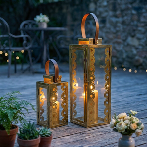Porte-bougie en métal plaqué or de luxe, lanternes design avec poignées en cuir pour la décoration de la maison et les mariages - Product Image 6