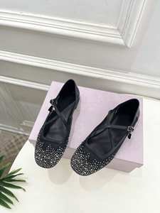 Zapatos Planos Cómodos para Mujer Jimmy de Alta Calidad con Malla, Degradado, Decoración de Diamantes y Colgante de Perlas - Product Image 3