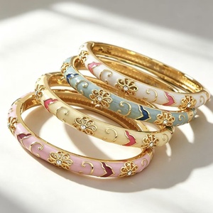 Wholesale Women's Christian Vintage Ethnic Alloy Bangles Colorful Oil Drip Colorfast Electroplating Diamond Flower Relief - Product Image 1