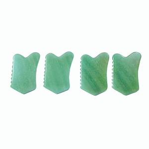 Outils de massage facial en jade aventurine vert naturel, logo personnalisé, tolleur facial et thérapie gua sha - Product Image 3