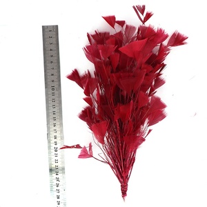 Vente en gros de broche de mariage en plumes d'oie de 30cm de longueur coiffe de fleurs à motif teint pour décorations de fête et artisanat - Product Image 5