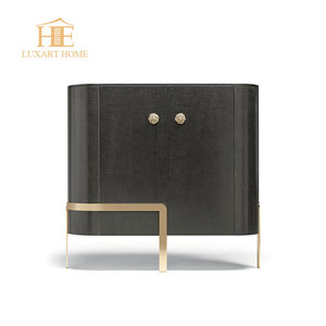 Armoire de stockage de vin <span class=keywords><strong>en</strong></span> <span class=keywords><strong>bois</strong></span> blanc avec conception de barre <span class=keywords><strong>d</strong></span>'<span class=keywords><strong>angle</strong></span> de jambe <span class=keywords><strong>d</strong></span>'acier inoxydable pour l'application de salon de meubles <span class=keywords><strong>d</strong></span>'hôtel à la maison - Product Image 3