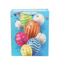 Sac en papier de luxe de cadeau de ballon de cosmétiques de qualité garantie à bas quantité minimale de commande avec l'impression de logo personnalisée