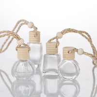 Vente en gros flacons de parfum vides en forme de losange pour diffuseur de voiture suspendu avec bouchon en bois 5-10ml