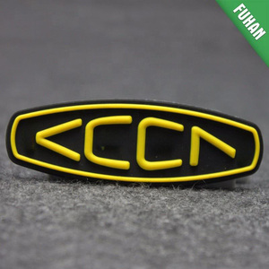 Tùy chỉnh hình chữ nhật hình dập nổi logo PVC nhãn cao su 3D thương hiệu các bản vá lỗi - Product Image 4