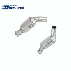 ท่อดาวน์ไปป์สแตนเลส T304 แบบไหลสูง พร้อมแผ่นกันความร้อน สำหรับ Alfa Romeo Giulia Quadrifoglio 2.9T V6 ปี 2016+ - Product Image 1