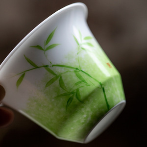 Green Glazed Porcelain Gaiwan With Lid Hand Painted Bamboo Kung Fu <b>Tea</b> <b>Set</b> Household <b>Tea</b> Bowl Teacup - Product Image 3