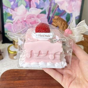 Jouet sensoriel en silicone de qualité alimentaire, crème de boue sèche en forme de carré, motif fraise laiteuse, pour la décompression et le soulagement du stress - Product Image 3