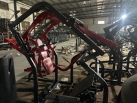 Machine de squat pendulaire à extension de hanche, à charge par plaques, résistance dynamique, compatible avec les bandes de résistance courbes, plateforme de pieds réglable, usage commercial en salle de sport