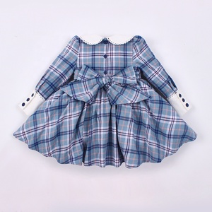 Produttore ODM di Abiti alla Moda per Bambine, Nuovo Vestito Blu Spagnolo con Fiocco Floreale Intrecciato al Ginocchio - Product Image 2