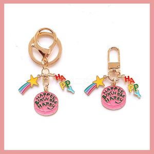 Porte-clés gâteau <span class=keywords><strong>d</strong></span>'anniversaire, porte-clés en émail rose « Happee Birthdae », joli breloque étoile arc-en-ciel et <span class=keywords><strong>lettre</strong></span> « Happy », excellent cadeau pour les amis - Product Image 1