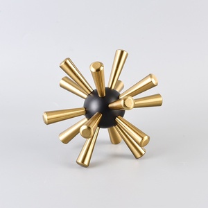 Ornement moderne créatif en résine d'oursin étoile épine en métal déco pour <span class=keywords><strong>maison</strong></span> salon modèle <span class=keywords><strong>maison</strong></span> hôtel sculpture enduite - Product Image 6