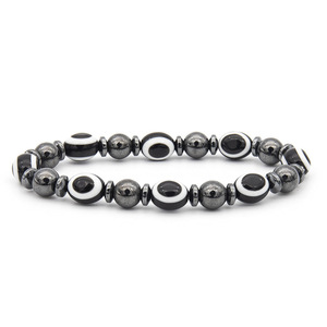 Braccialetto alla Moda con Perline in Plastica Nera e Occhio Turco, Gioielli Trendy all'Ingrosso - Product Image 2
