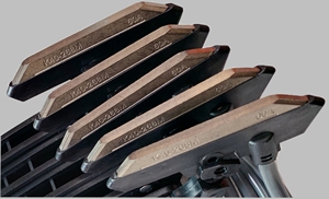 Escobilla de carbón colectora de corriente KEDO MKD-100A para grúa apiladora con riel conductor electrónico integrado - Product Image 4