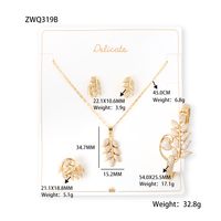 NYH Bijoux en Gros, Nouveauté Ensemble de Bijoux 4 Pièces en Alliage de Cuivre Plaqué Or, Motif Feuille de Monstera, Style Minimaliste, Tendance et Luxe pour Femme