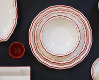 Assiette en céramique de style européen, exquise, élégante et haut de gamme, à bordure coquillage, pour mariage, fête, hôtel, maison, restaurant