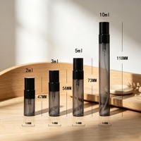 Flacon de parfum élégant de qualité supérieure avec bouchon à vis, flacon en verre transparent coloré de 2 ml à 10 ml