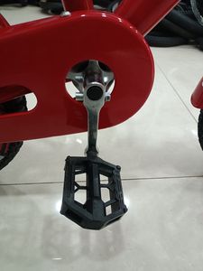 Vélo à pédales pour enfants de 16 pouces, directement de l'usine, pour garçons et filles, avec siège pour poupée et roues d'apprentissage, système de frein à patin, fourche en acier - Product Image 3