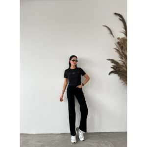 Camiseta básica de mujer con detalle de cinturón, tejida, manga regular, color negro - Product Image 1