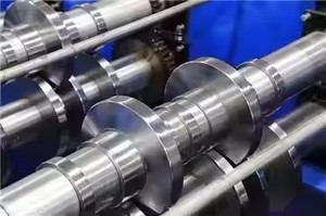 Chất lượng cao màu kim loại mạ kẽm thép đóng cửa liên khóa dovetail sàn sàn tường cuộn hình thành động cơ máy màu - Product Image 6