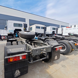 Camion tracteur d'<span class=keywords><strong>occasion</strong></span> Howo 6X4 Euro 2 371HP Weichai pour le transport logistique des produits agricoles - Product Image 3
