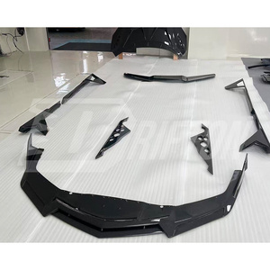 สปอยเลอร์หลังคาร์บอนไฟเบอร์ทรง DK สำหรับรถยนต์ Lamborghini Revuelto - Product Image 5