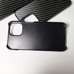 Vente chaude Personnalisé Rainuré Téléphone Shell Grade <span class=keywords><strong>En</strong></span> Fiber De Carbone Plaque Arrière <span class=keywords><strong>En</strong></span> Option pour iPhone Série Shakeproof Cas pour Plus - Product Image 3