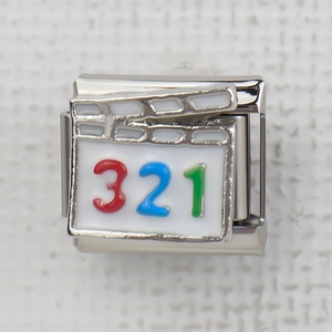 Nouveau Bracelet Chaîne Élégant Série Italienne, Bijou Tendance Personnalisable avec Breloques - Product Image 6