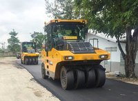 Rouleau compresseur pneumatique XP203 à 9 pneus, 86 kW de puissance, excellent rapport qualité-prix pour l'entretien des revêtements routiers urbains – Meilleures ventes