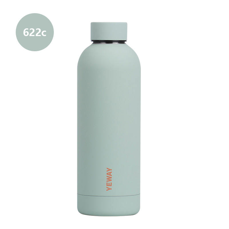 สีเขียวอ่อน