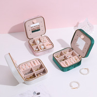 Boîte à bijoux de luxe en velours vert avec miroir, prête à être expédiée, en stock, pour cadeau de mariage ou de fête